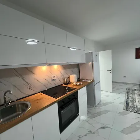 Star 2 * Novi Pazar