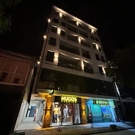 Star 2 Apartamento *